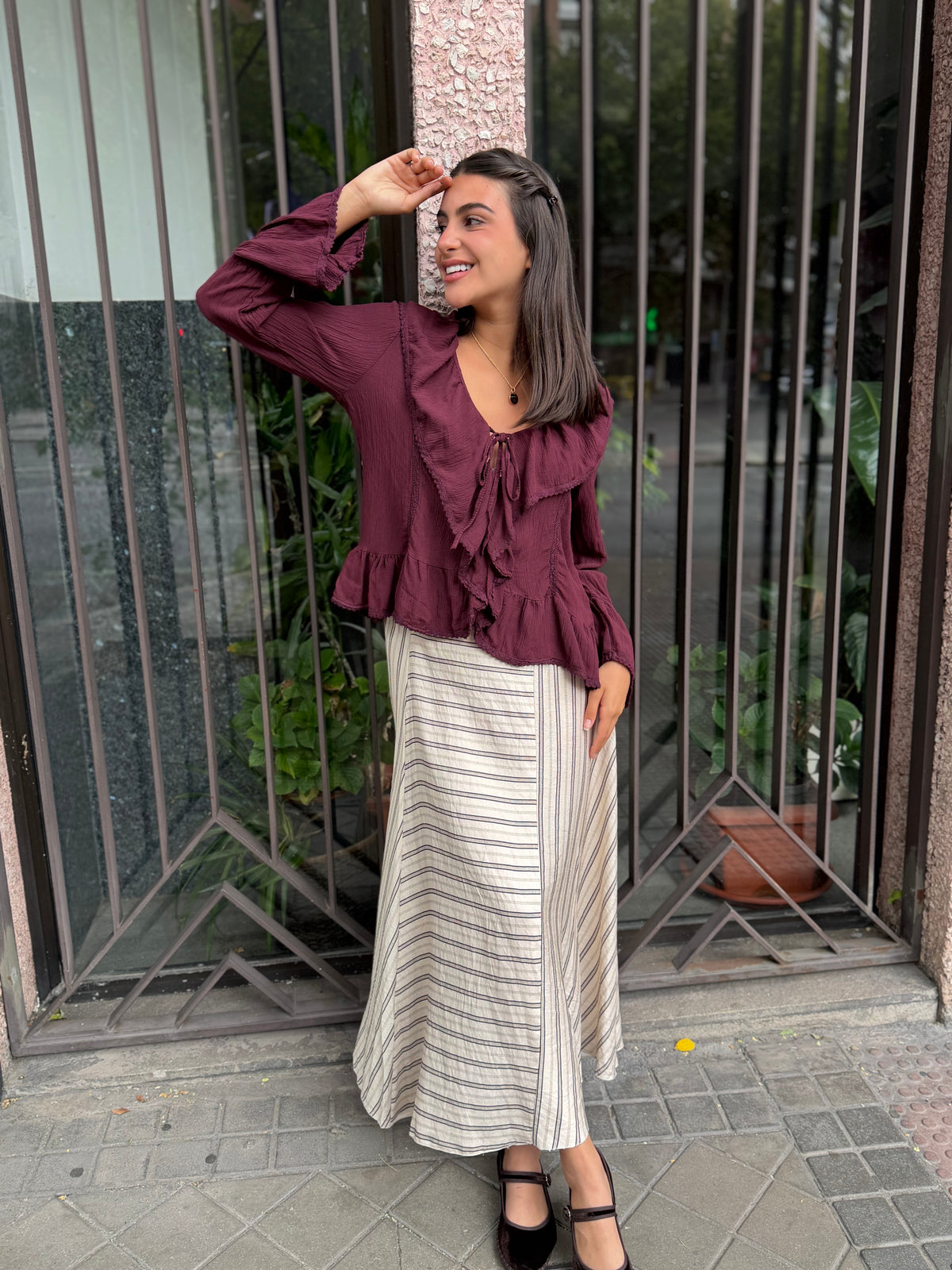 Blusa Brillo Volante Granate