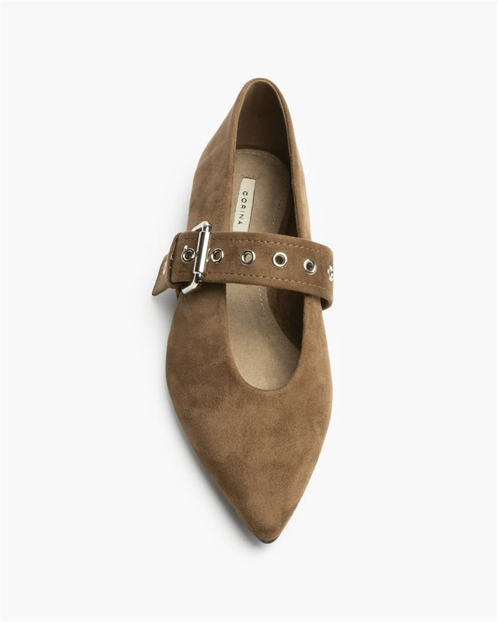 Bailarina Camel Pico T. Correa