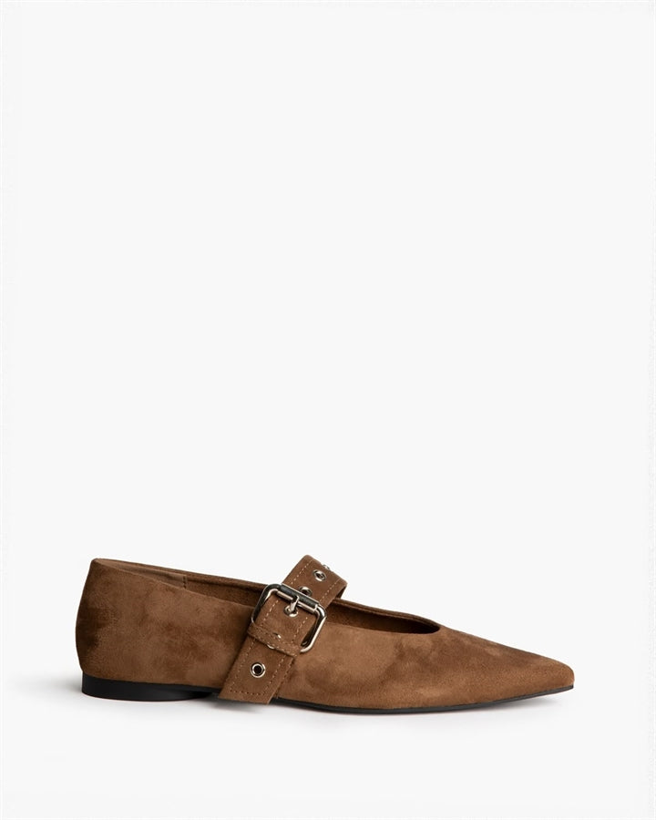Bailarina Camel Pico T. Correa
