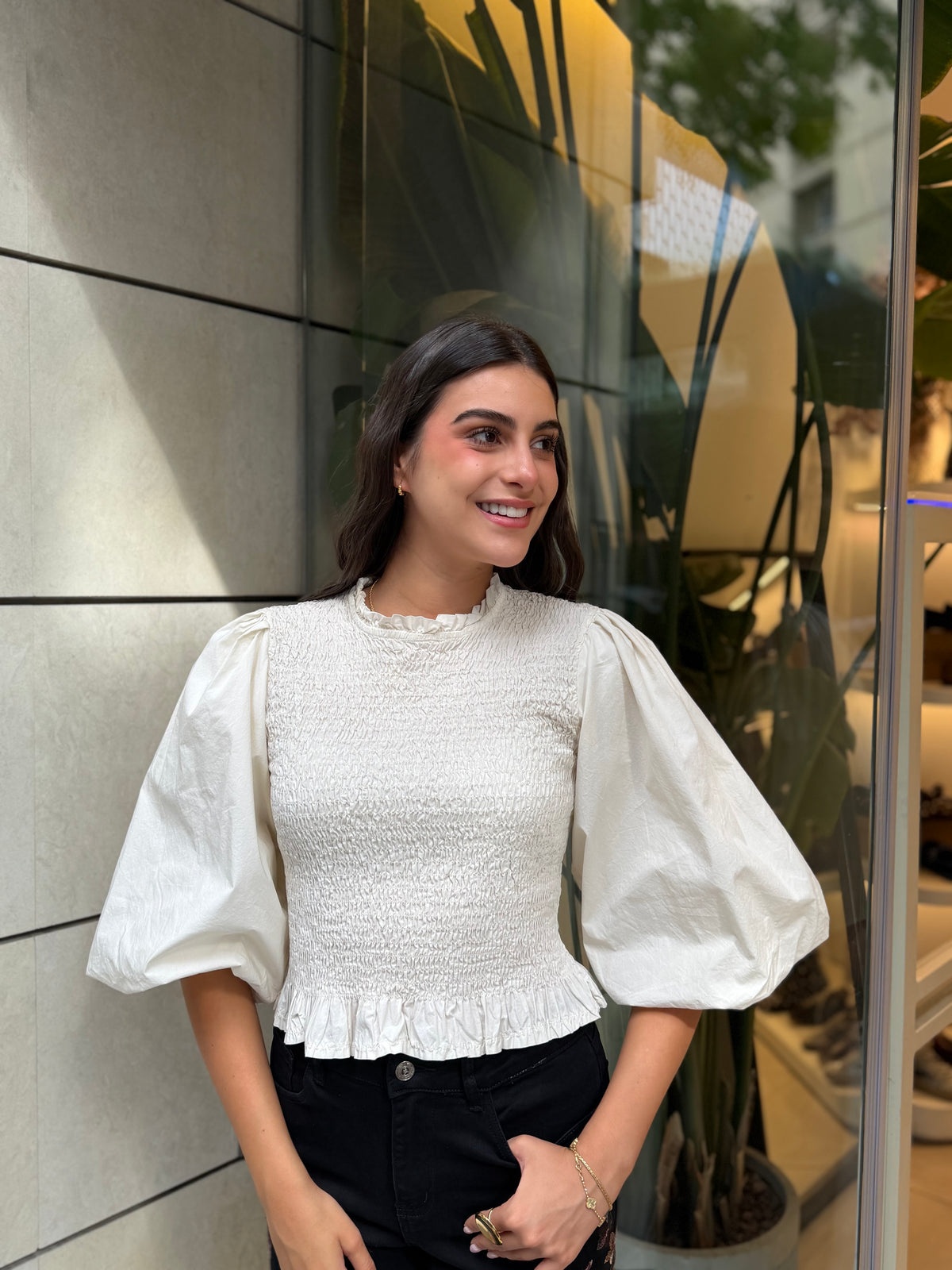 Blusa Nido Manga Bombacho Beige