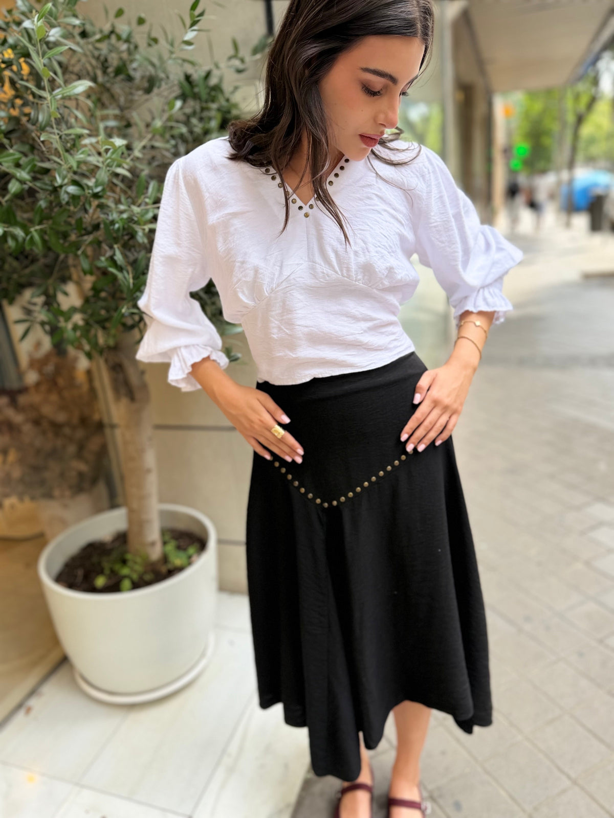 Falda Lisa Tachas