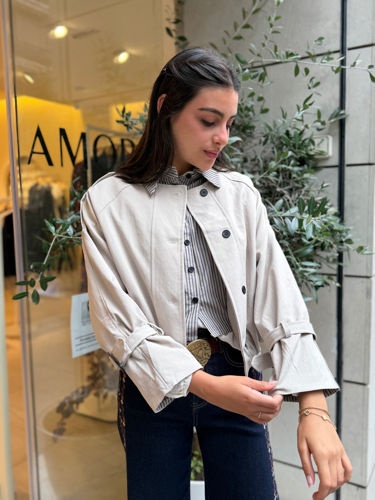 Chaqueta Gabardina C. Camisa Blanco Roto
