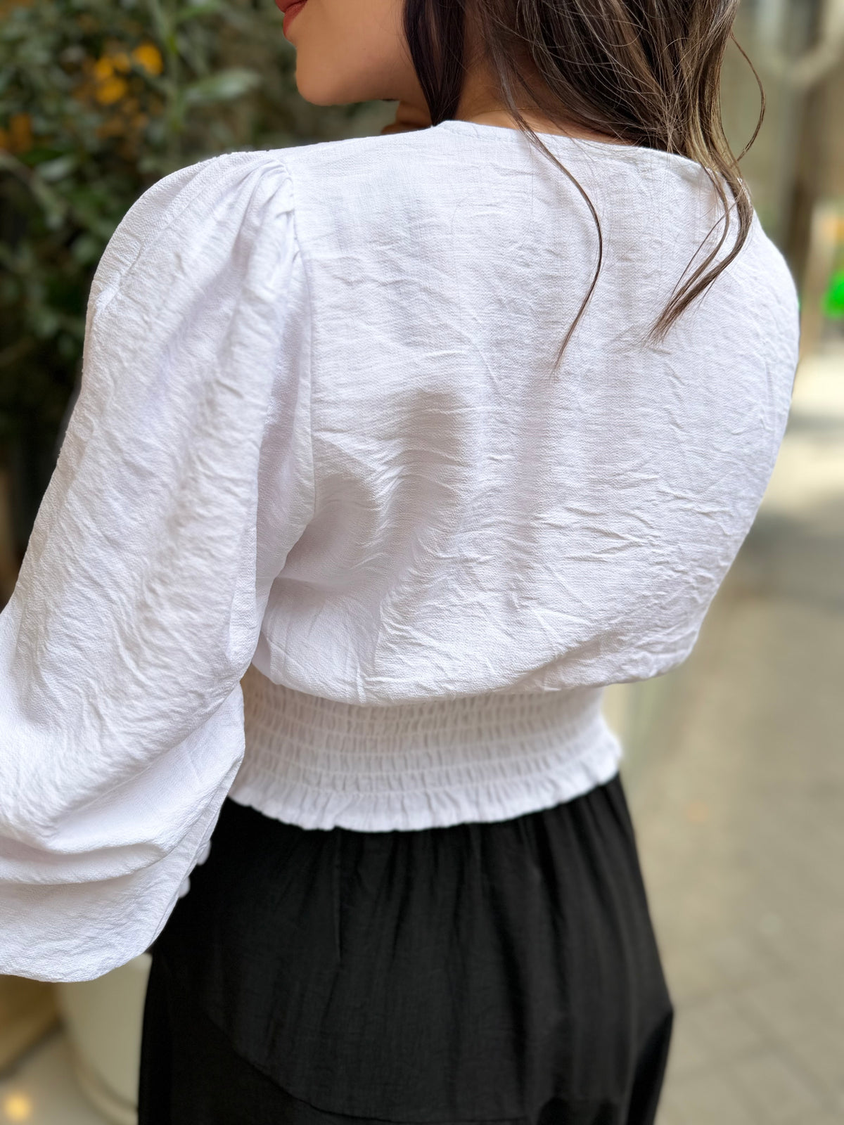 Blusa Pico Manga Tachas