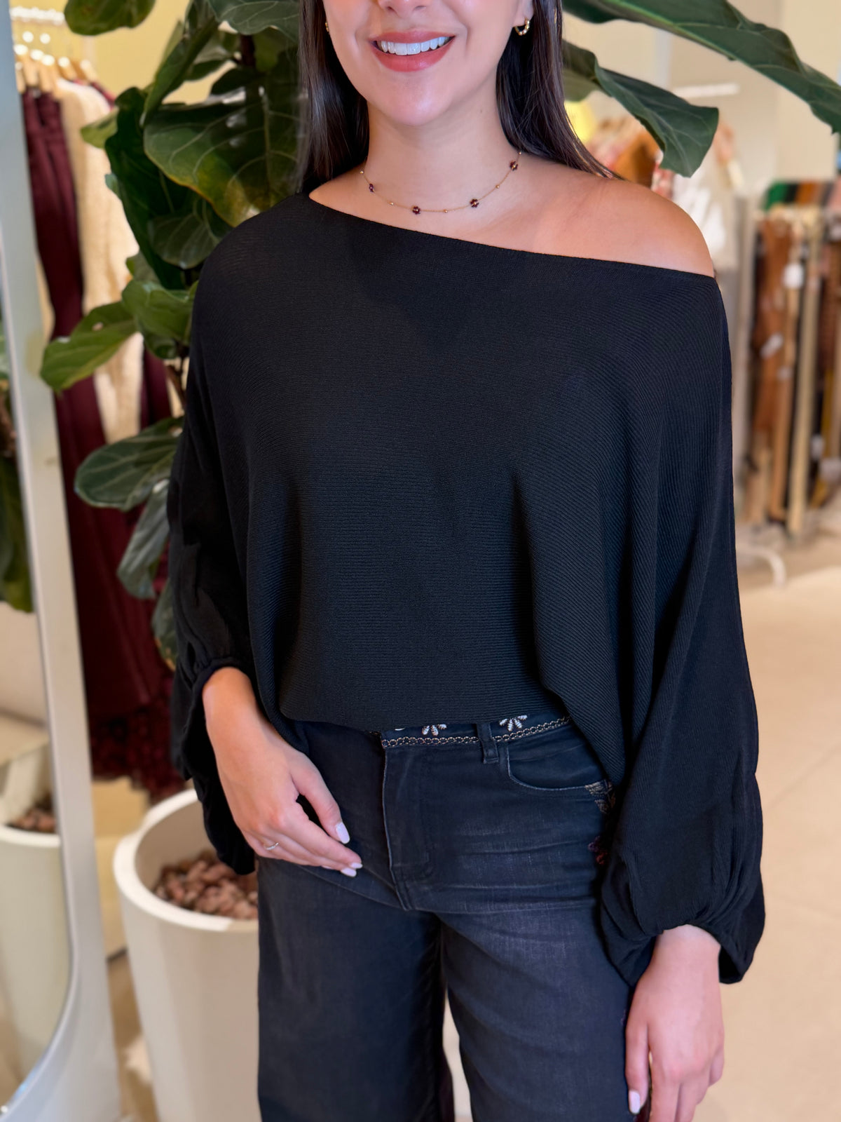 Top Punto Liso Poncho Negro