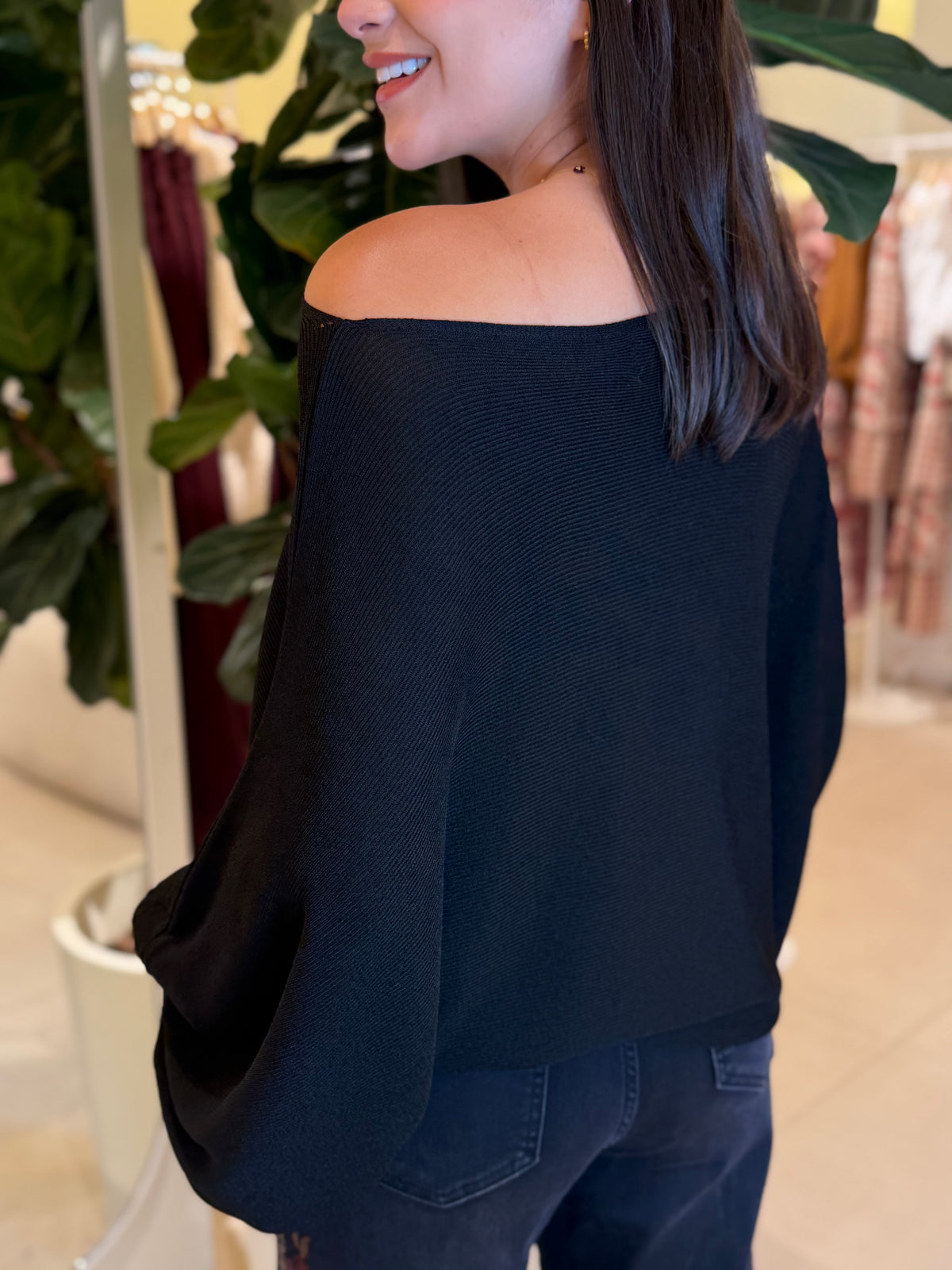 Top Punto Liso Poncho Negro