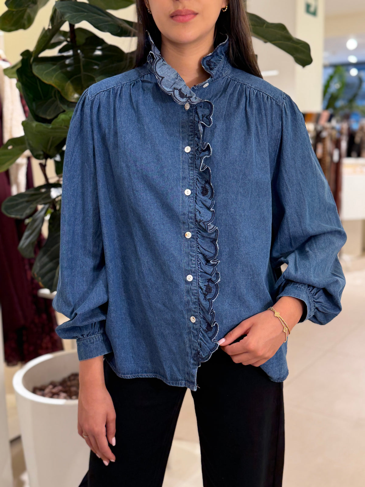 Camisa Tejana Volante Bordado