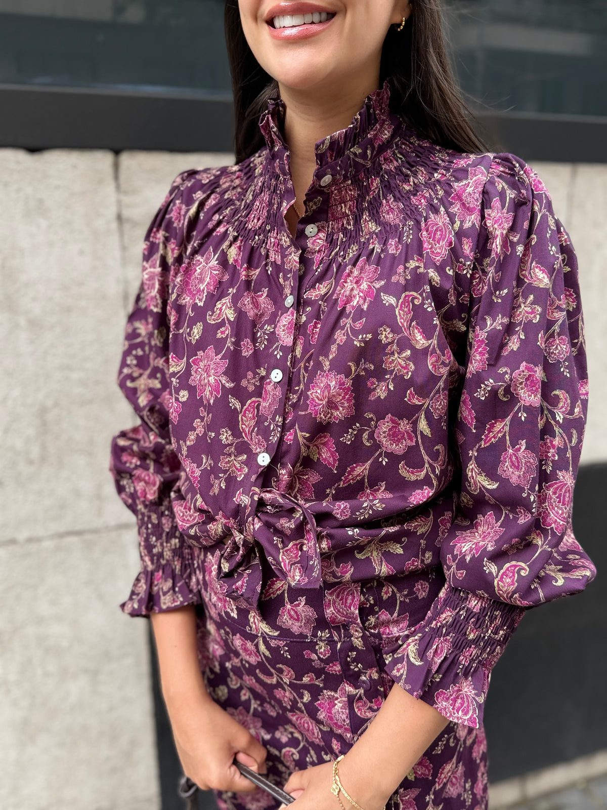 Camisa Estampada Cuello Elástico