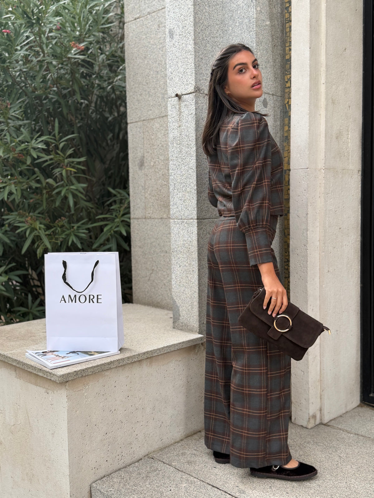 Pantalón Cuadros Líneas