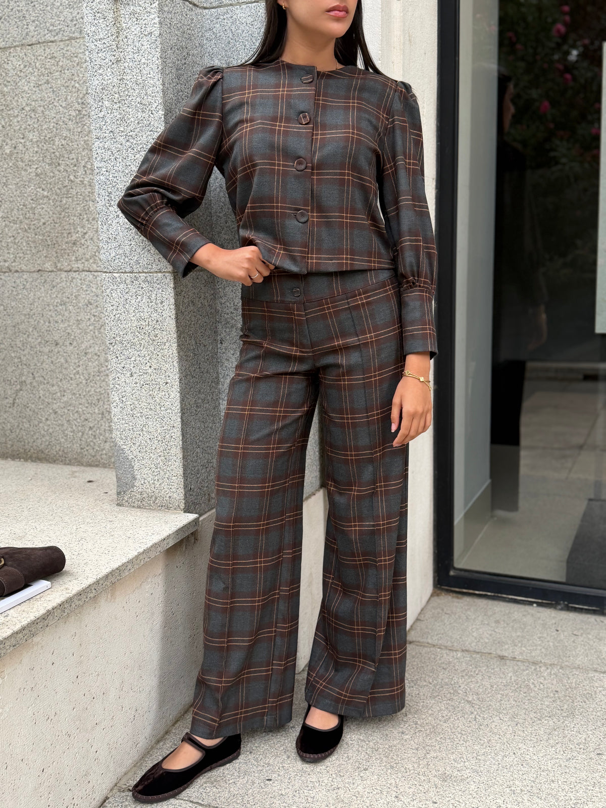 Pantalón Cuadros Líneas