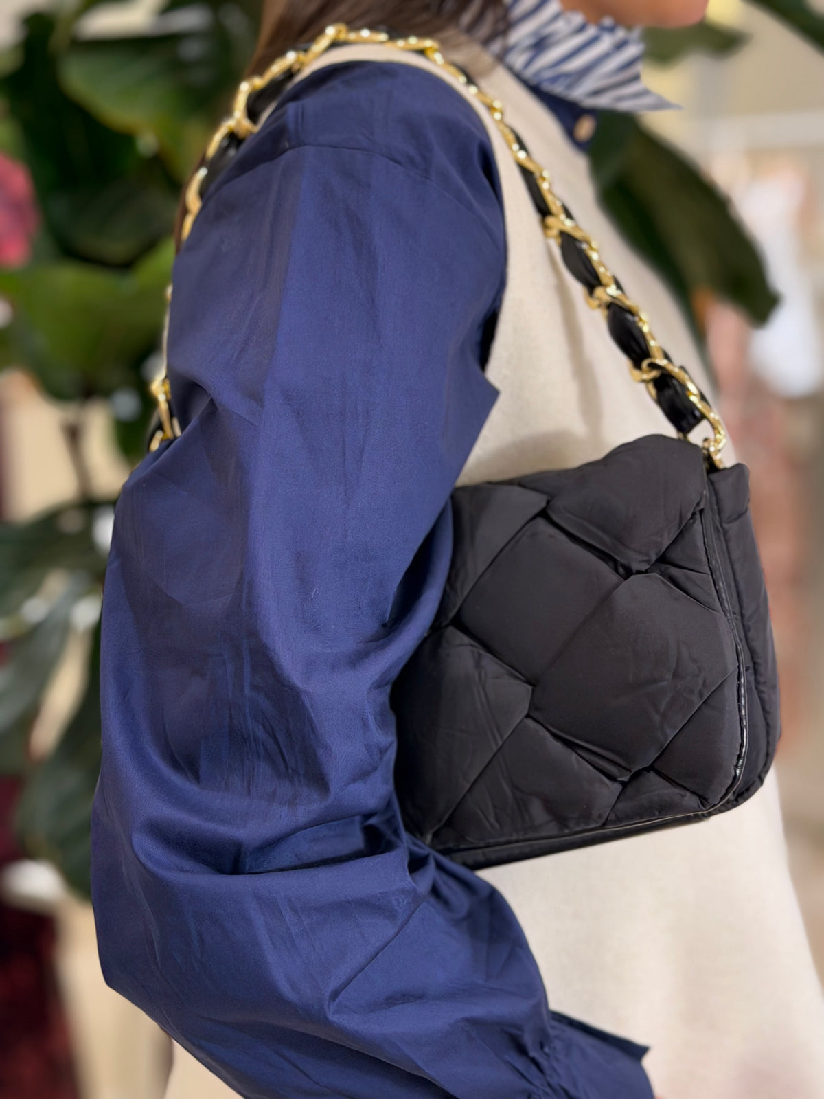 Bolso Acolchado Trenza Negro.