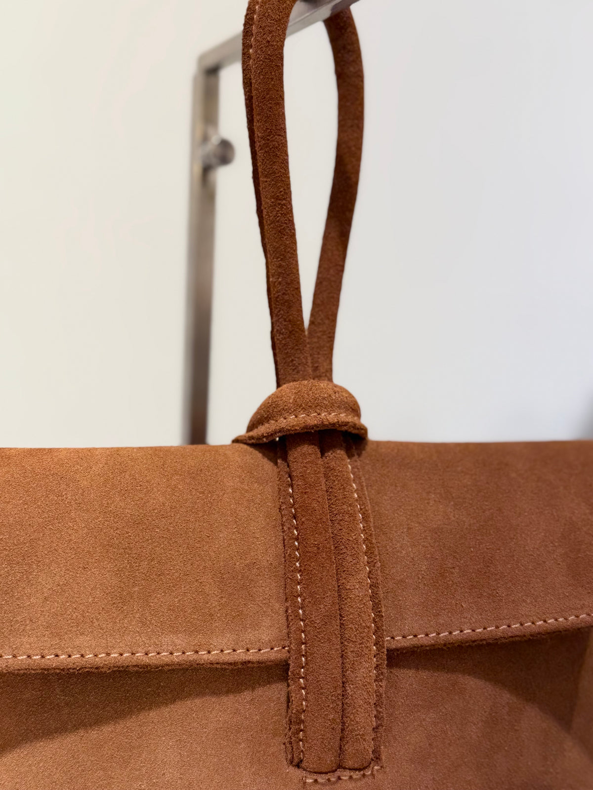 Bolso Piel Cerraje Oreo Camel