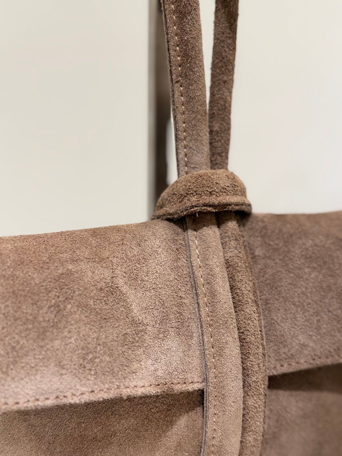 Bolso Piel Cerraje Oreo Taupe