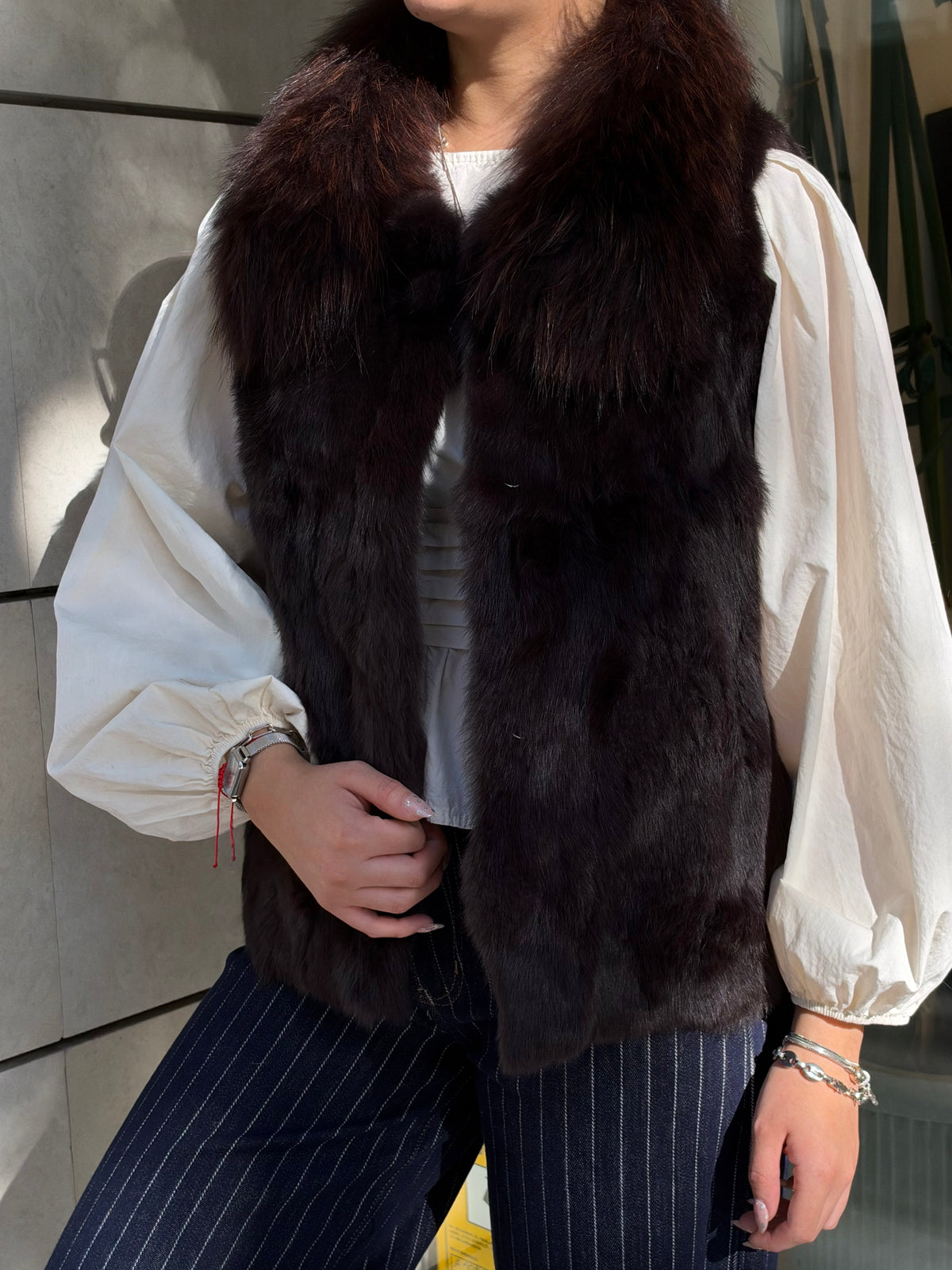 Chaleco Marrón Cuello Piel