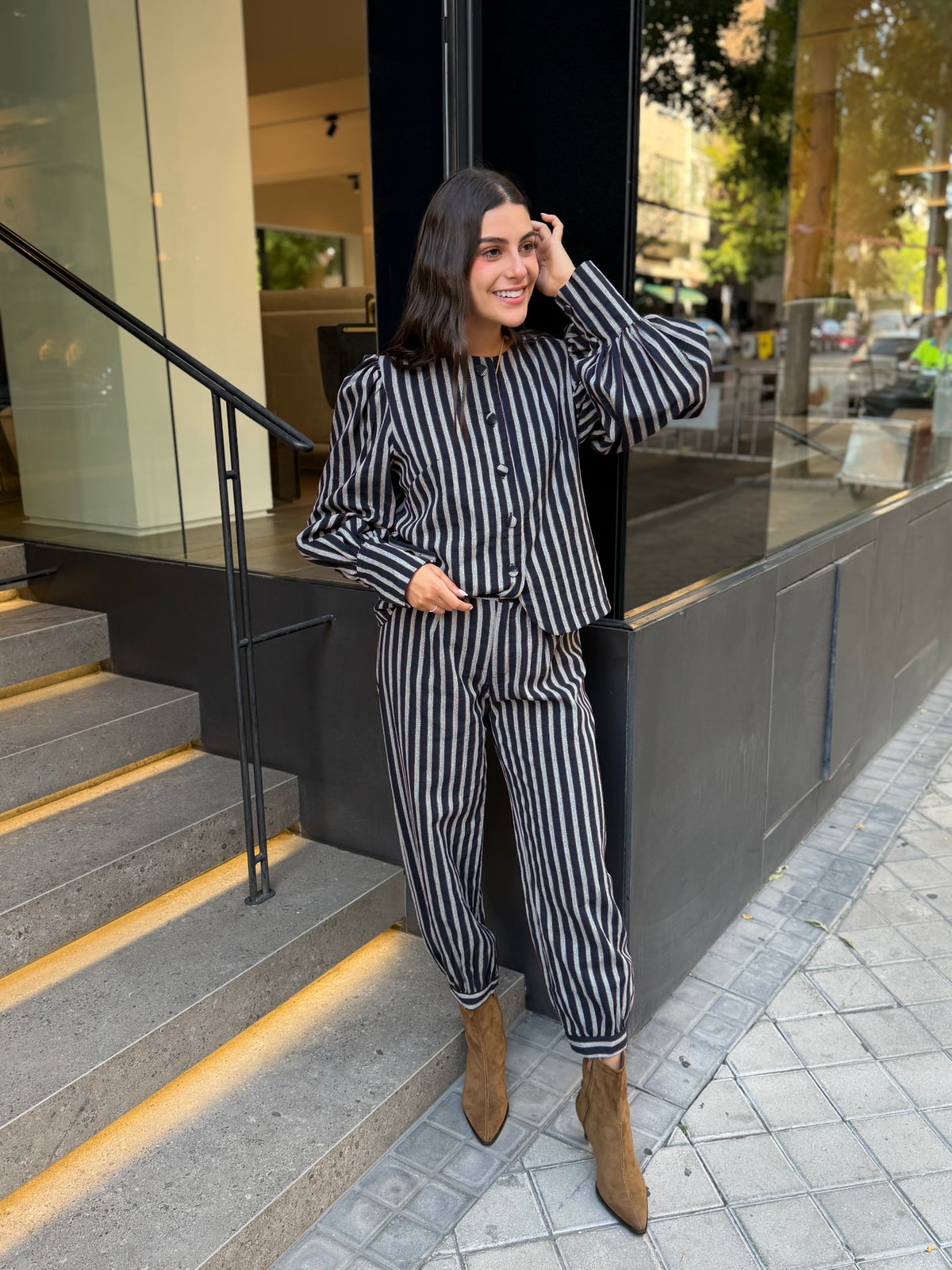 Pantalón Raya Azul Puño